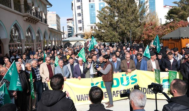 İsrail'in Filistin'e yönelik saldırıları Van'da protesto edildi