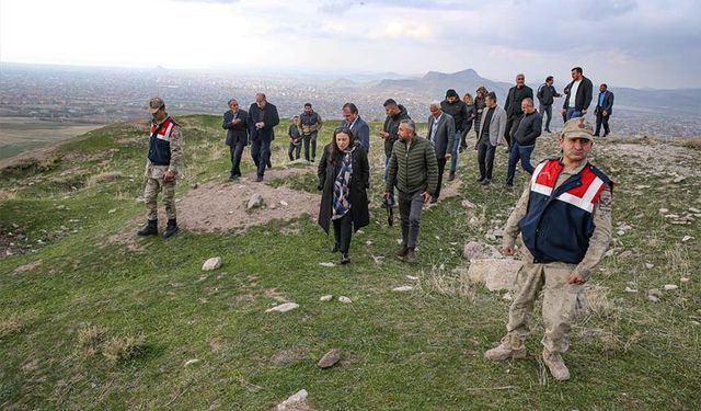 Zeynep Boz'dan Van'da önemli açıklama: Yurt dışına kaçırılan eserler arasında onlar da var!