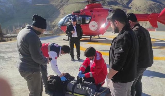 Helikopter ambulans aynı gün Bahçesaray ilçesine 2 kez havalandı