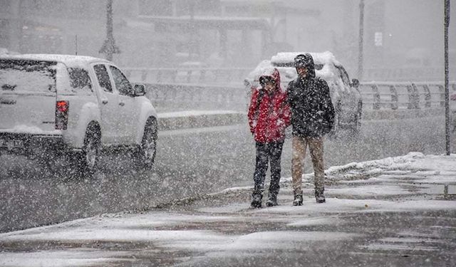 Pazar günü sıcaklıklar 10 derece düşüyor