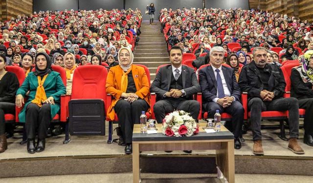 Van Büyükşehir’den ‘Kadına Yönelik Şiddetle Mücadele’ Semineri