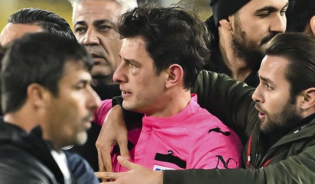 Ankaragücü Başkanı Faruk Koca, hakem Halil Umut Meler'e saldırdı