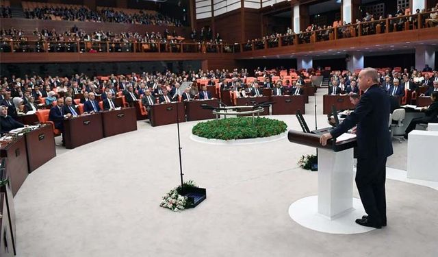 TBMM'de yılın son mesaisinde emekliye 5 bin lira ikramiye yasalaşacak