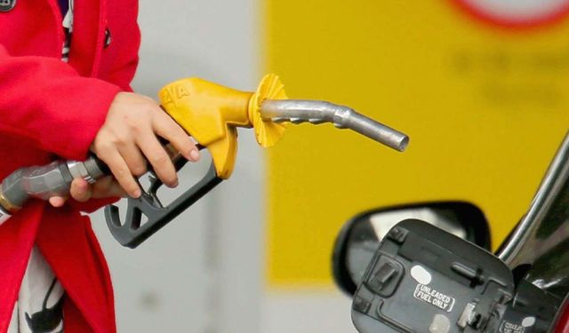 Araç sahiplerine üzücü haber! Benzine büyük zam geliyor