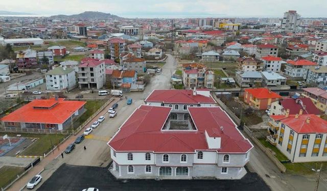 Tuşba Belediyesi, Bedesten Çarşısı’ndaki dükkanları kiraya veriyor