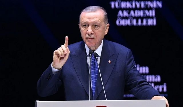 Erdoğan: Evlatlarımızı sosyal medyadan korumalıyız!