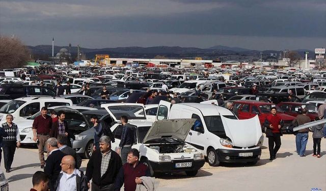 İkinci el araba fiyatları için karar! Ticaret Bakanlığı Resmi Gazete’den duyurdu