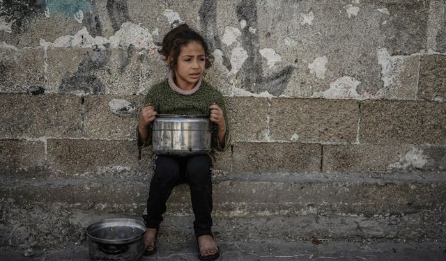 Gazze'deki nüfusun dörtte biri açlıktan ölüyor