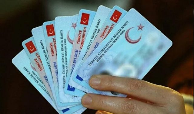 Ehliyetini ve kimliğini yeniletmeyenler dikkat: Geçiş için son günler!