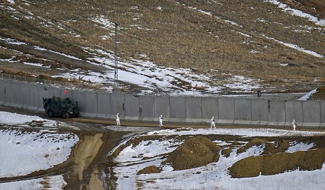 Van-İran sınırında örülen güvenlik duvarında sona gelindi