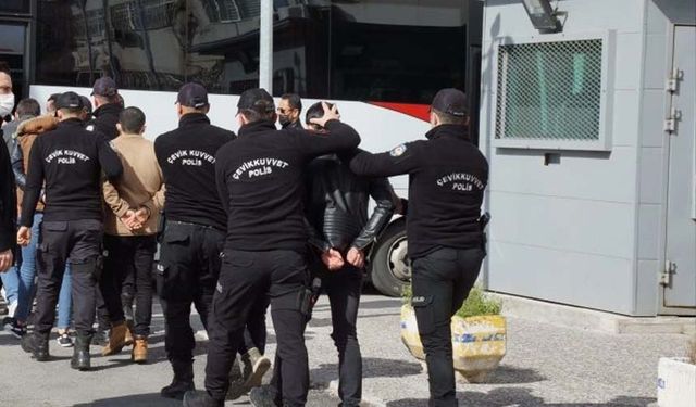 Van’da aranan 19 şahıs tutuklandı