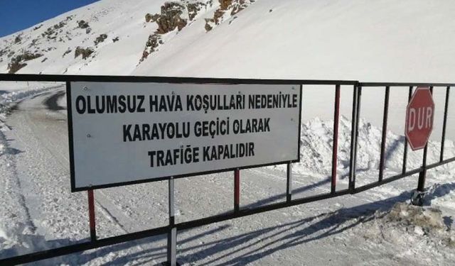 Van'da o yol trafiğe kapatıldı!