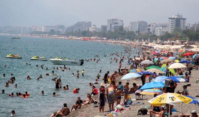 Antalya turizmde tüm zamanların rekorunu kırdı