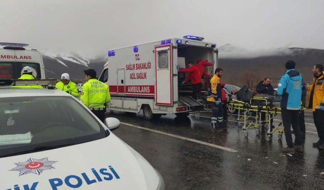 Van'da trafik kazasındaki yaralı sayısı 27'ye yükseldi