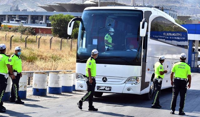 Van-İstanbul seferini yapan yolcu otobüsünde botoks ilacı ele geçirildi