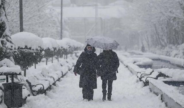 Meteoroloji tarih verdi! Van’a kar geliyor