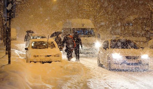 Van’da bu saatten sonrasına dikkat! Kuvvetli yağış geliyor