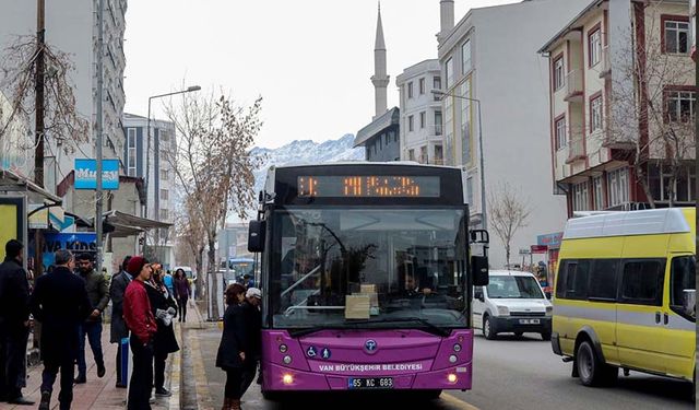 Van’da toplu taşıma araçlarını bir günde kaç kişi kullanıyor? Büyükşehir rakamları açıkladı