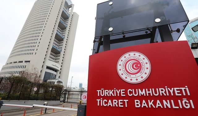 Ticaret Bakanlığı 358 lüks aracın ithalatında "sahte fatura" usulsüzlüğünü ortaya çıkardı