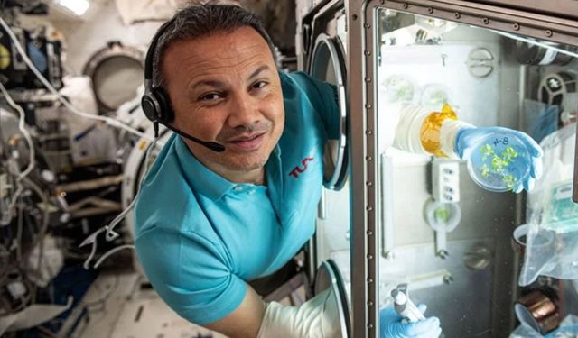 Astronot Alper Gezeravcı'nın dönüş yolculuğu ertelendi