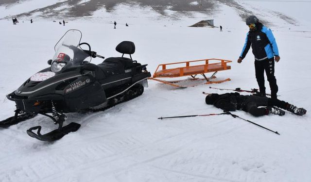 Kayak merkezinde 88 kazazedeye müdahale edildi