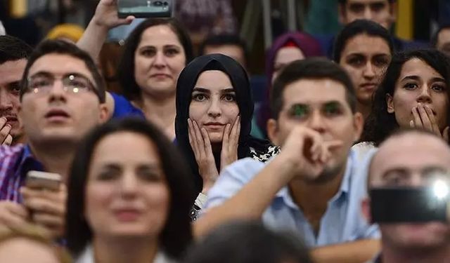 Yüz binlerin gözü Kabine'deydi, beklenen karar çıkmadı!