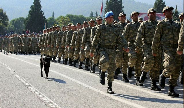 Bedelli askerlikte temel eğitim kaldırılıyor mu? Bakan Güler'den açıklama var