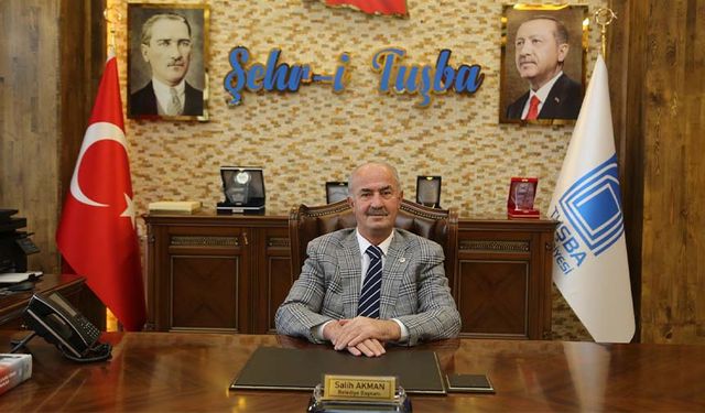 Tuşba Belediye Başkanı Salih Akman Belediyenin borç ve alacaklarını açıkladı