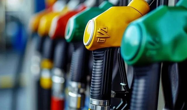 Araç sahiplerini üzecek haber! Benzine ve motorine zam geliyor