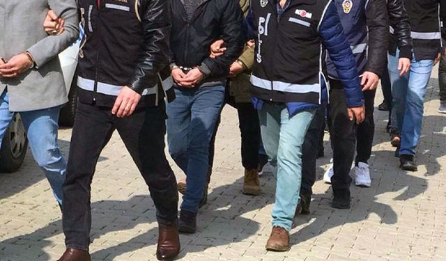 İstanbul'da 'Van' protestosu: 132 gözaltı!