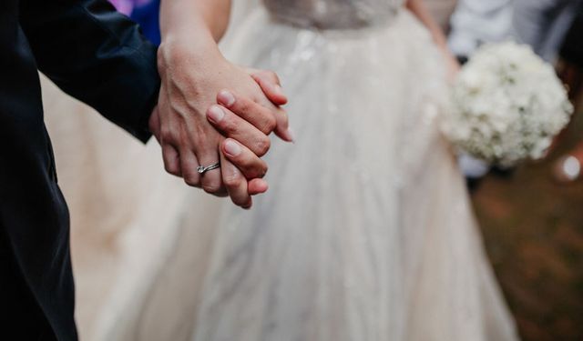 Türkiye'de geçen yıl evlenenlerin sayısı belli oldu! İşte çocuk yaşta evlenenlerin sayısı