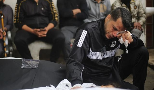 Gazze’de hayatını kaybedenlerin sayısı 33 bin 175’e yükseldi