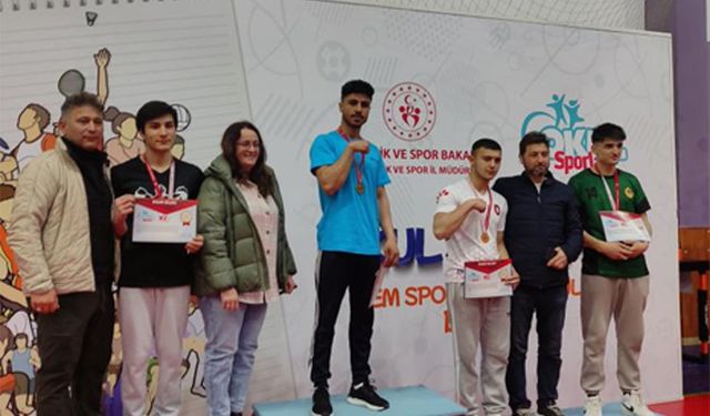 Vanlı genç öğretmenlerinin desteğiyle Türkiye şampiyonu oldu