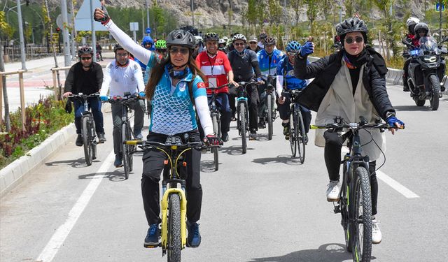 Van'da 19 Mayıs'a özel bisiklet etkinliği düzenlendi