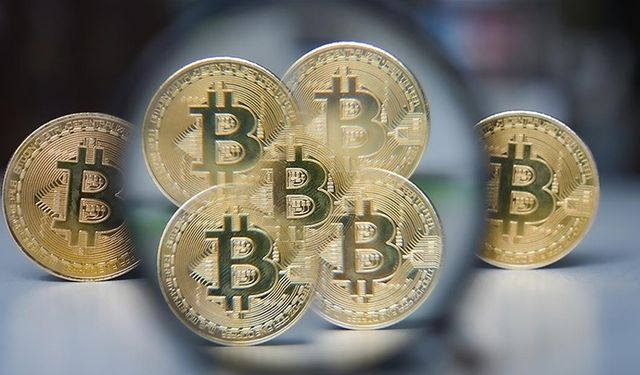 Bitcoin'in fiyatı 71 bin dolara yaklaştı