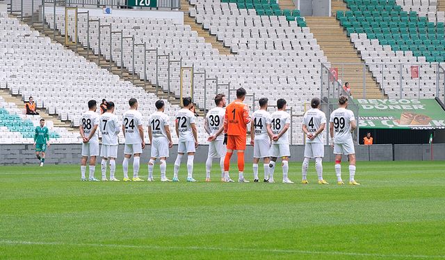 Van Spor FK play-off finaline yükseldi! İşte maç tarihleri..