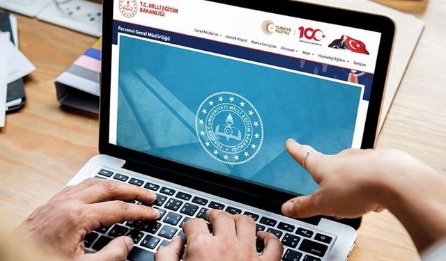 720 bin öğretmen yeni müfredat eğitimi alacak