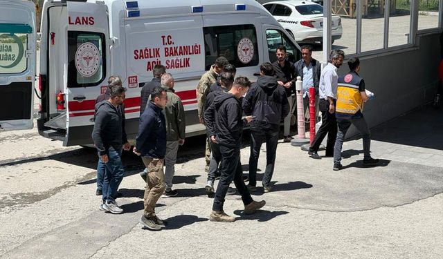 Van'da askeri araç kaza yaptı: 11 yaralı