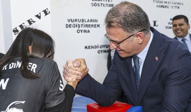 Vali Balcı: Spora daha çok yatırım yapmalıyız