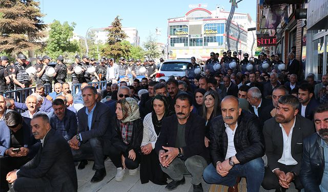 Van'da Kobani davası cezalarına tepki
