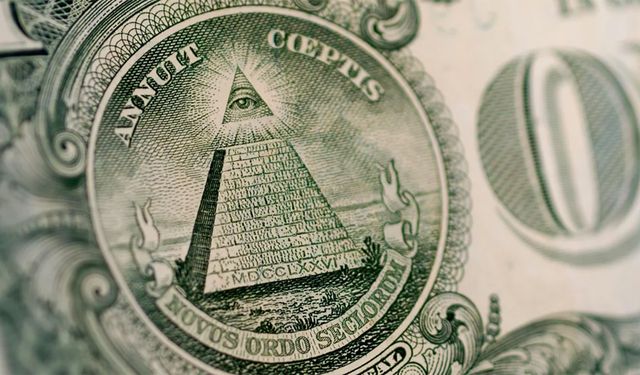 ABD Dolarının Ardındaki Gizemli Göz ve Piramit! Gerçek Anlamı Sizi Şaşırtacak!