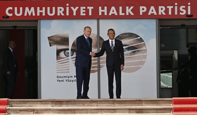 Cumhurbaşkanı Erdoğan ziyaret için CHP Genel Merkezine geldi