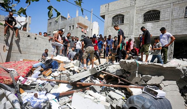 İsrail, Gazze'ye gece boyu saldırı düzenledi