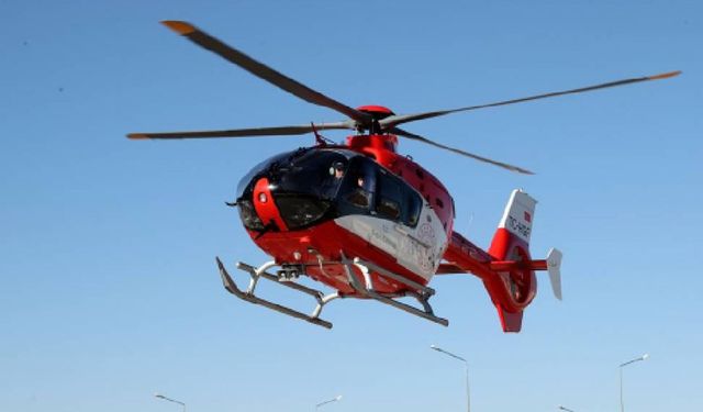 Akdamar'da yaralanan vatandaş, ambulans helikopterle hastaneye kaldırıldı