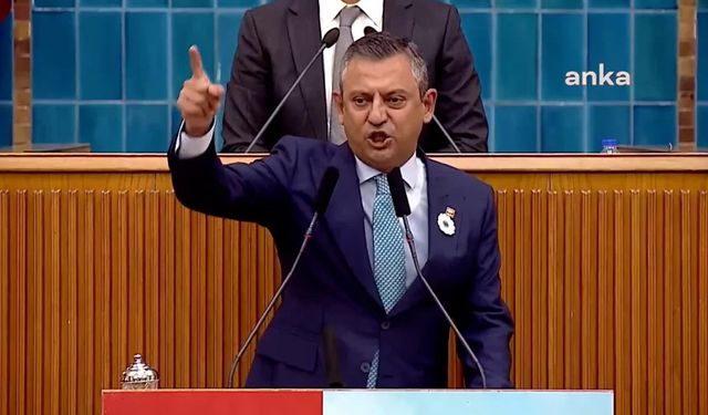 Özgür Özel: Saat 21:00'de ışıkları açıp kapatın