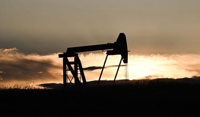 Brent petrolün varil fiyatı 82,45 dolar