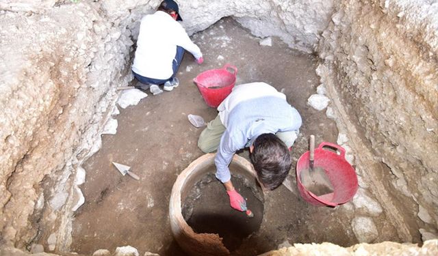 Van Gölü kıyısındaki kazıda İlk Tunç Çağı’na ait kalıntılara ulaşıldı