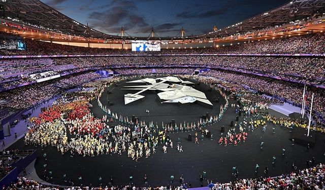 Paris 2024 Olimpiyat Oyunları kapanış töreniyle sona erdi