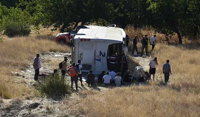 Kaza yapan Van otobüsündeki yaralı sayısı 26'ya yükseldi!