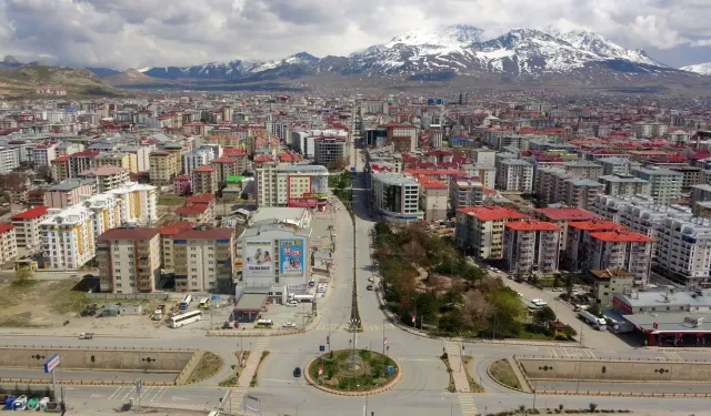 Van’ın Sessiz Çığlığı: Ekonomik Çöküşten Eğitimdeki Felakete!